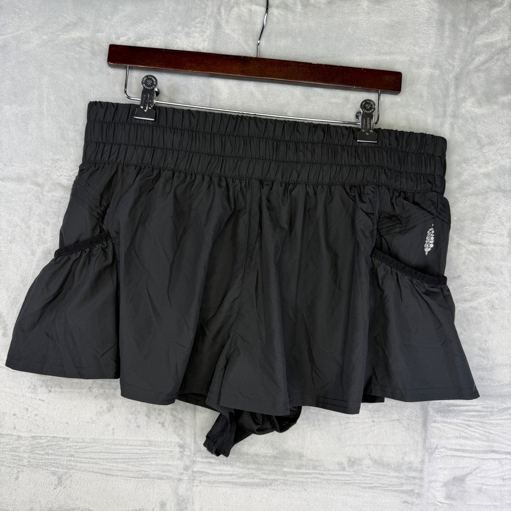 FP Movement Get Your Flirt On Shorts Womens XL Black Smocked Athletic Ruffle